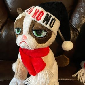 Grumpy Cat Christmas Plush one available
